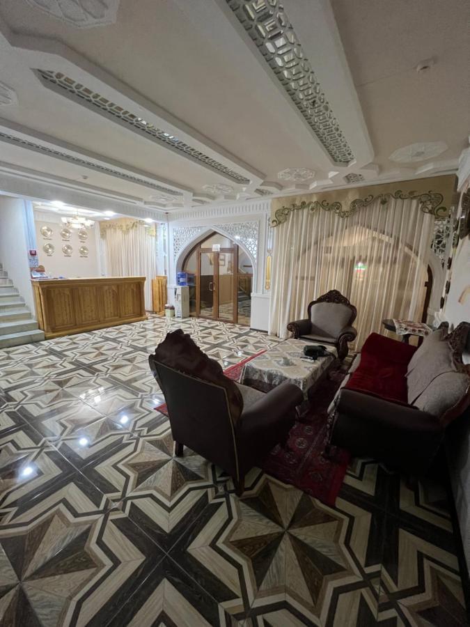 בוקורו Hotel Kupala מראה חיצוני תמונה