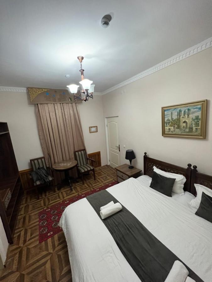 בוקורו Hotel Kupala מראה חיצוני תמונה