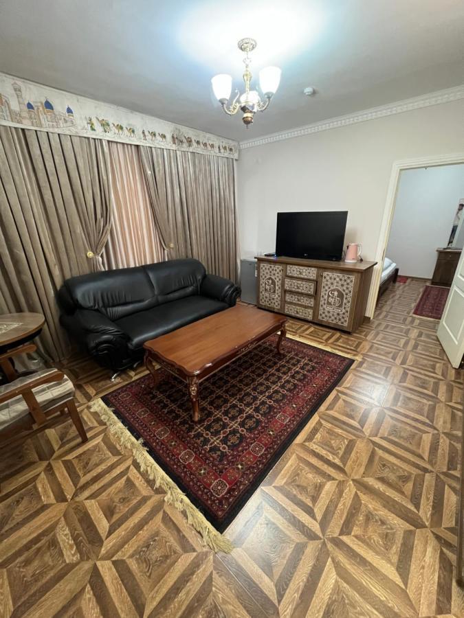 בוקורו Hotel Kupala מראה חיצוני תמונה